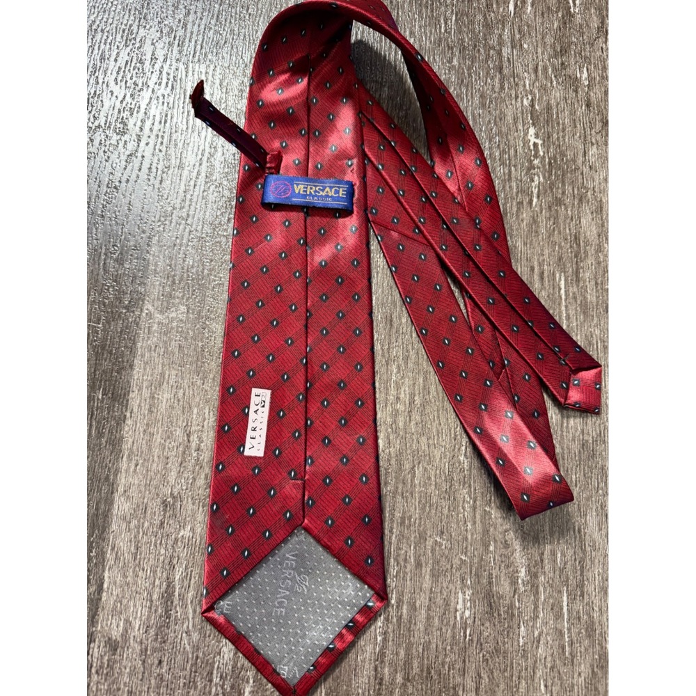 Versace Classic V2 Necktie Mens One Size Red Geometric Silk Italian Designer - Picture 4 of 5
